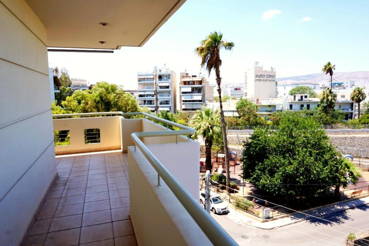 Piraeus Bright Apt Luaran gambar